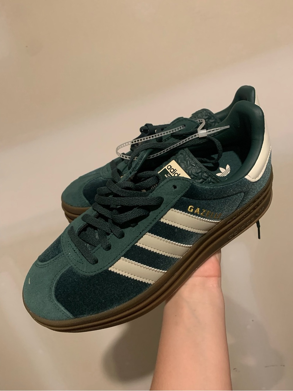 Adidas Gazelle Mineral Green Bold Low Top Suede Lace Up Streetwear Sneaker 8 NWT - Picture 3 of 5